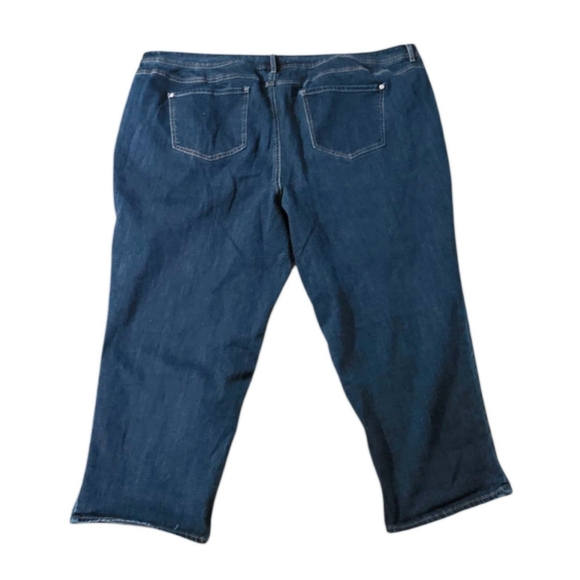 Cato Plus Size Cropped Jeans Medium/Dark Wash Size 26W - Picture 3 of 11